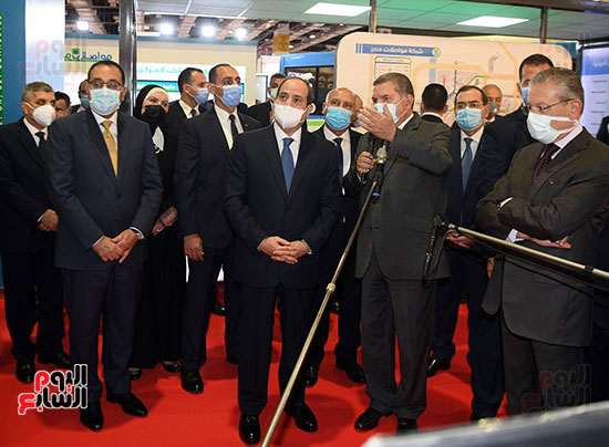 الرئيس السيسي يفتتح اليوم معرض ومؤتمر النقل الذكى (8)