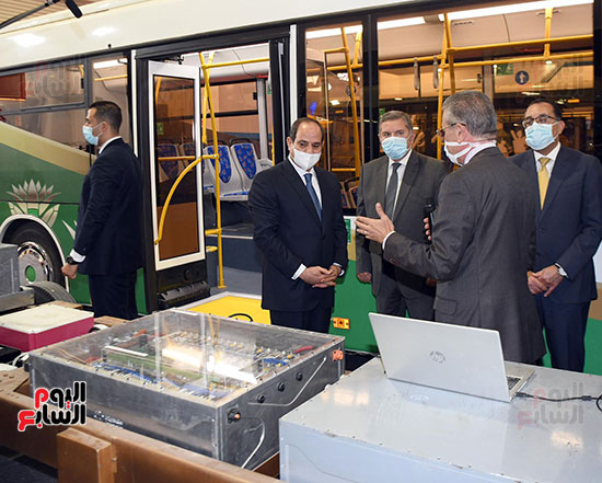 الرئيس السيسي يفتتح اليوم معرض ومؤتمر النقل الذكى (14)