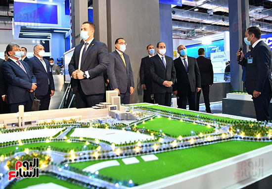 الرئيس السيسي يفتتح اليوم معرض ومؤتمر النقل الذكى (9)