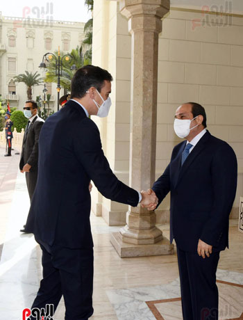 الرئيس السيسى مع رئيس وزراء اسبانيا (3)