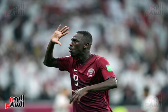 قطر والإمارات فى كأس العرب (9)