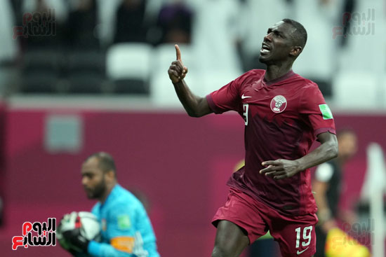 قطر والإمارات فى كأس العرب (49)