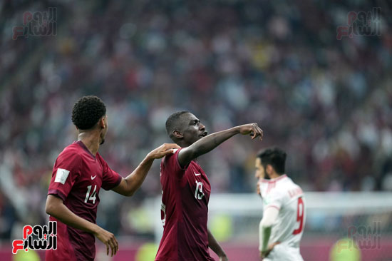 قطر والإمارات فى كأس العرب (4)