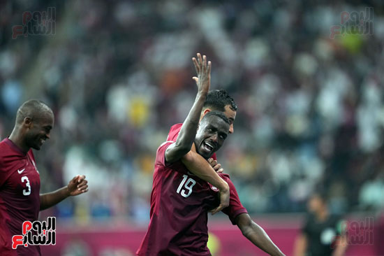 قطر والإمارات فى كأس العرب (57)