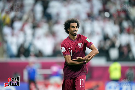 قطر والإمارات فى كأس العرب (23)