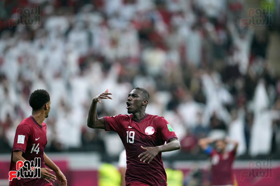 قطر والإمارات فى كأس العرب (12)