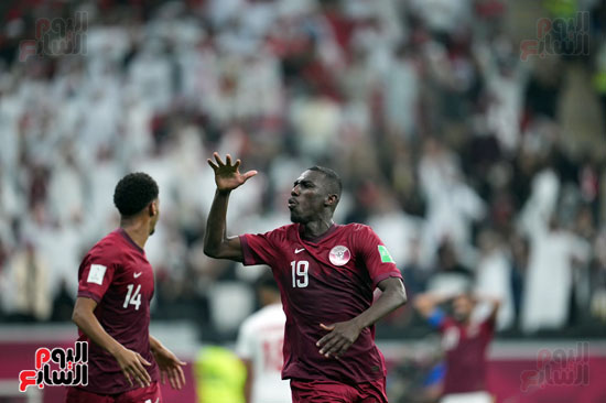 قطر والإمارات فى كأس العرب (10)