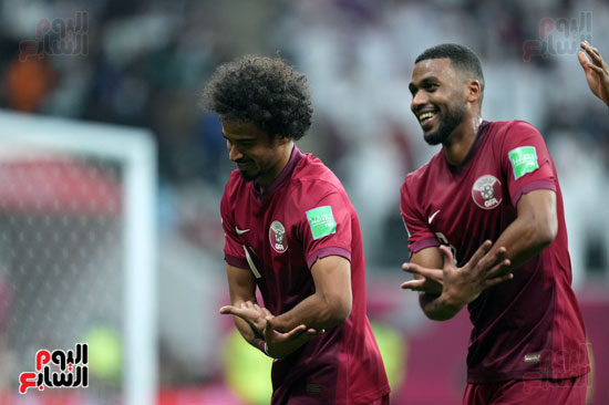 قطر والإمارات فى كأس العرب (19)