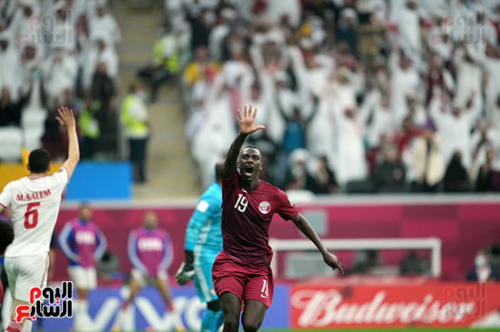 قطر والإمارات فى كأس العرب (11)