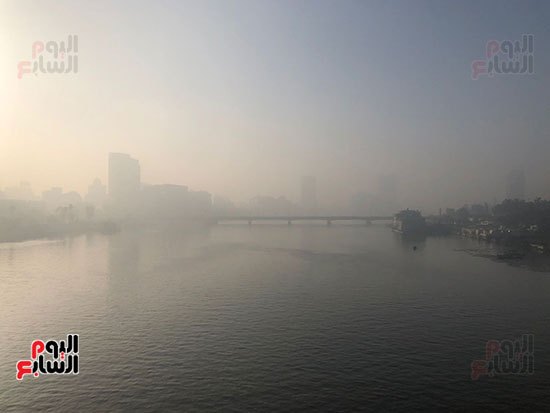 شبورة مائية تغطى صباح القاهرة وتحجب الرؤية  (13)