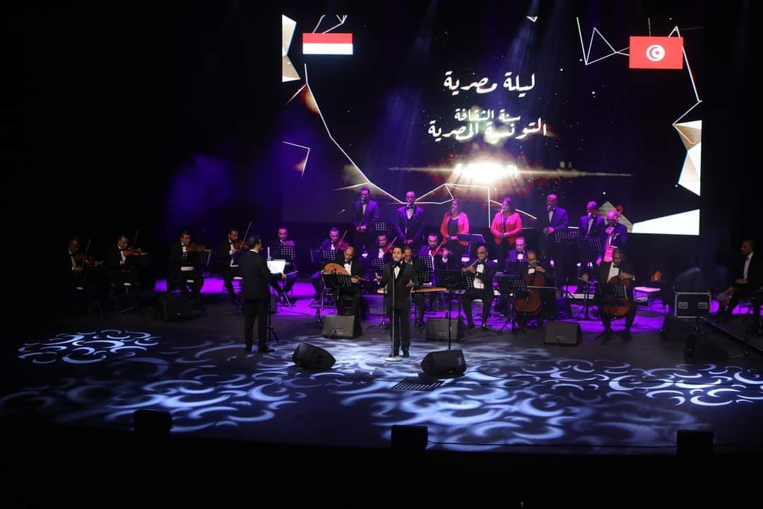 وزيرتا ثقافة مصر وتونس تشهدا أيام قرطاج وتكريم سميحة أيوب وأحمد بدير (8)