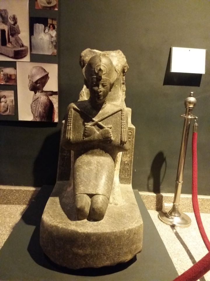 سحر خاص لتماثيل القدماء المصريين بالمتحف