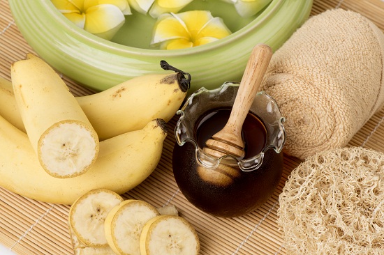 وصفات طبيعية من الموز للعناية بالبشرة