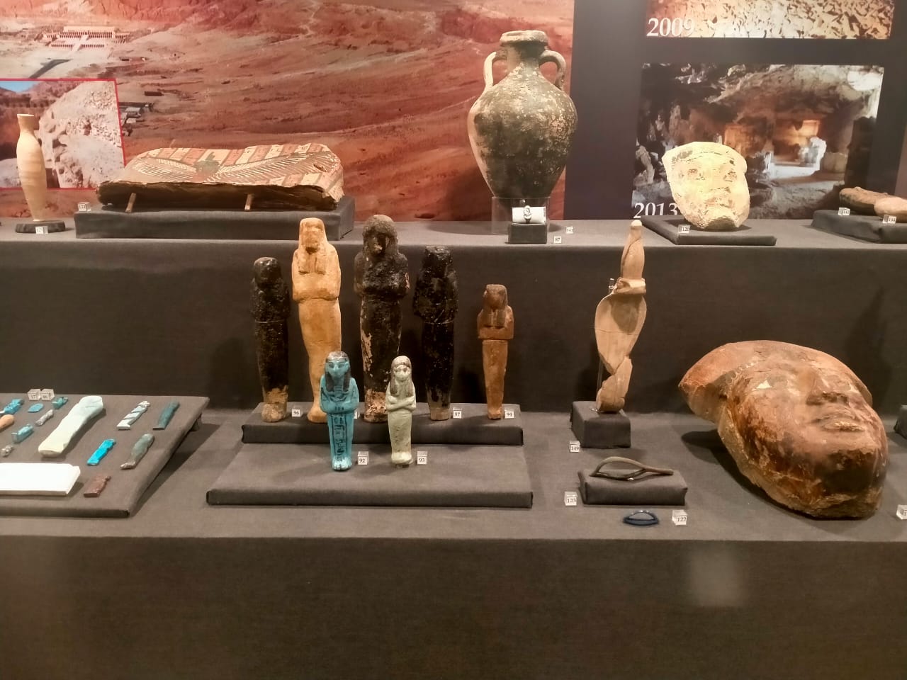 أنشئ المتحف خصيصًا لإعادة إحياء الفن بمدينة طيبة القديمة