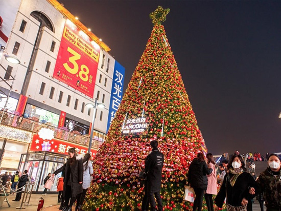 Christmas-tree-in-China