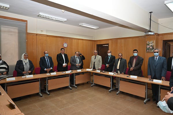  البرنامج التدريبي الخامس لإعداد القيادات الجامعية بالفيوم (4)