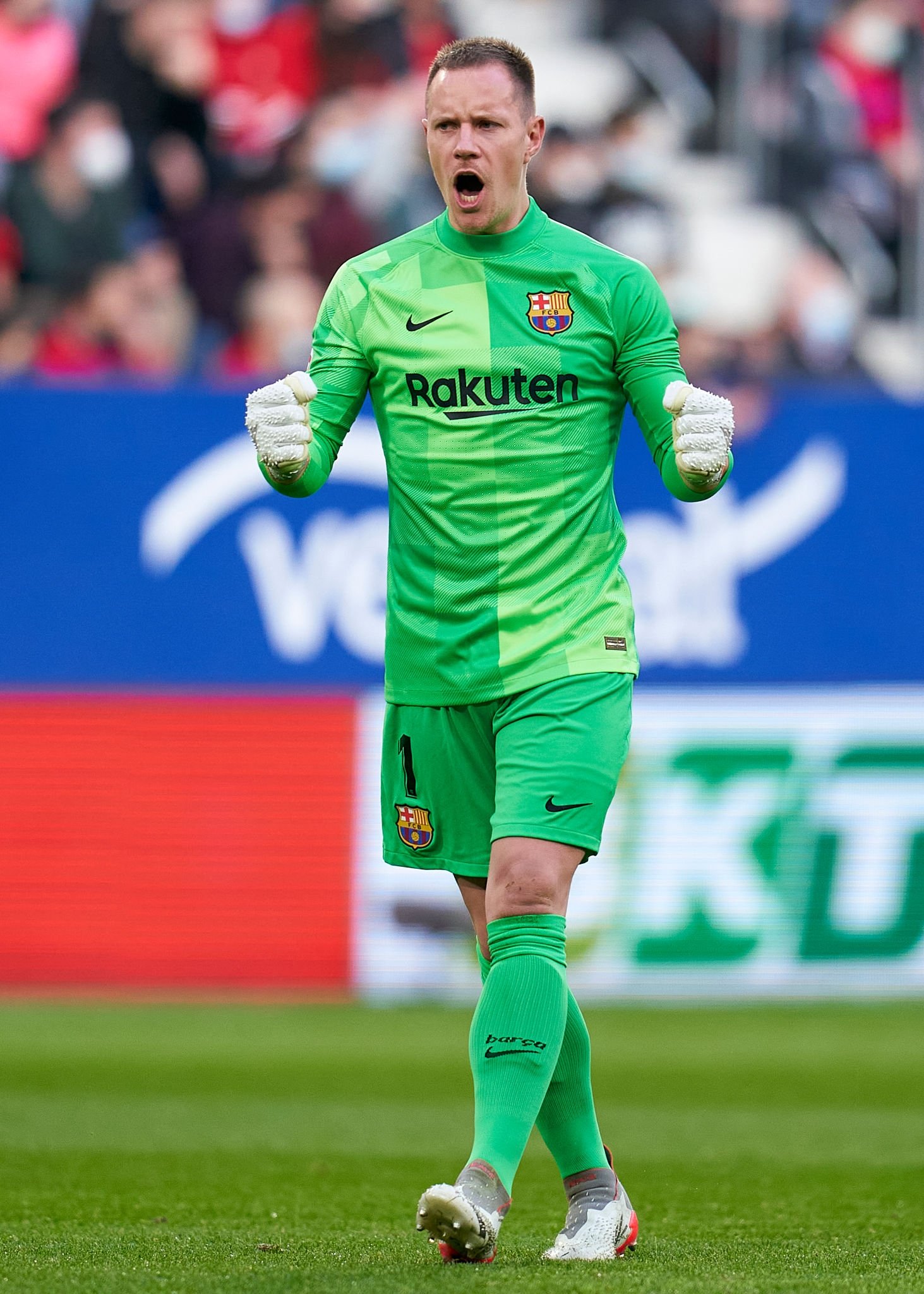 تير شتيجن حارس برشلونة