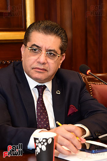 لجنة الصحة بمجلس الشيوخ (10)