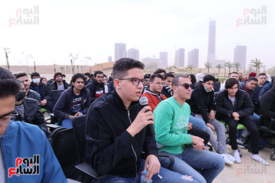 وزير الاتصالات يدعو طلاب جامعة مصر للمعلوماتية للمشاركة بمشروعات مصر الرقمية (5)