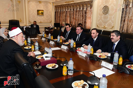 اللجنة الدينية بمجلس النواب تستقبل وفدا من دولة أذريبجان  (2)