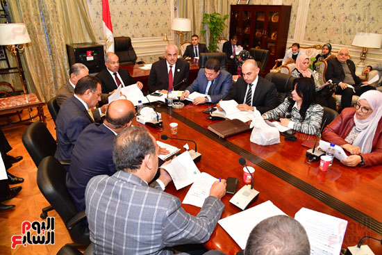 لجنة الدفاع  (4)