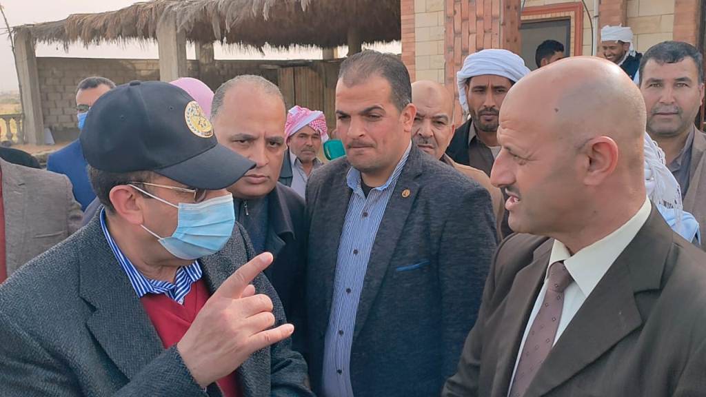 محافظ شمال سيناء يوجه القيادات التنفيذية سرعة العمل لخدمة المواطنين