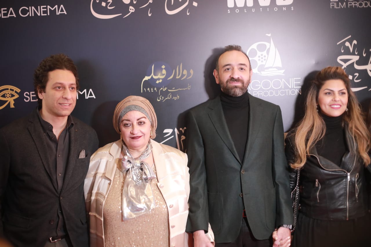 ماجد الكدوانى وعمرو سلامة يحتفلون بعرض فيلم برا المنهج وحضور أكرم حسنى (13)