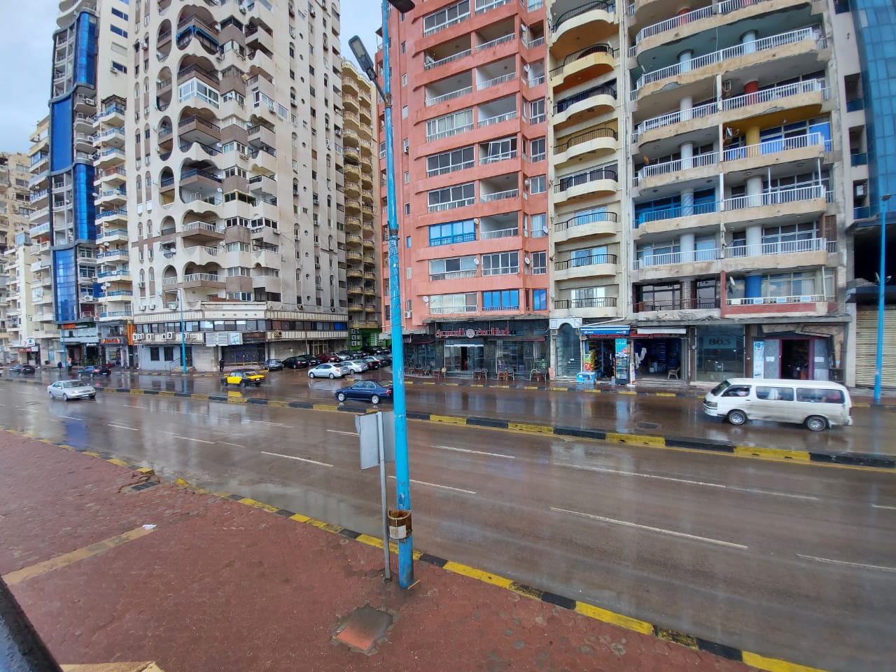 جانب من أمطار الإسكندرية