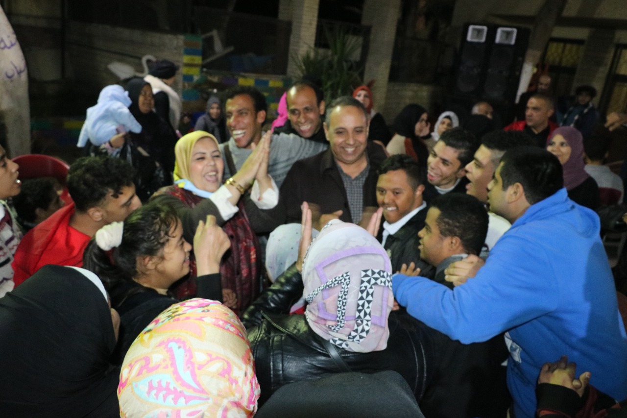 تيسير مطر ينظم احتفالية لذوي الهمم بالمصري القاهري (15)