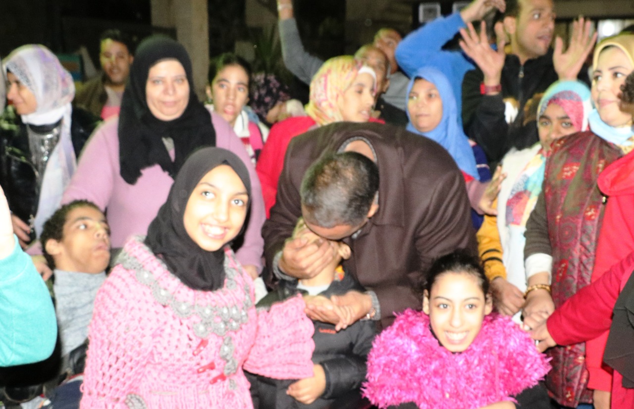 تيسير مطر ينظم احتفالية لذوي الهمم بالمصري القاهري (2)