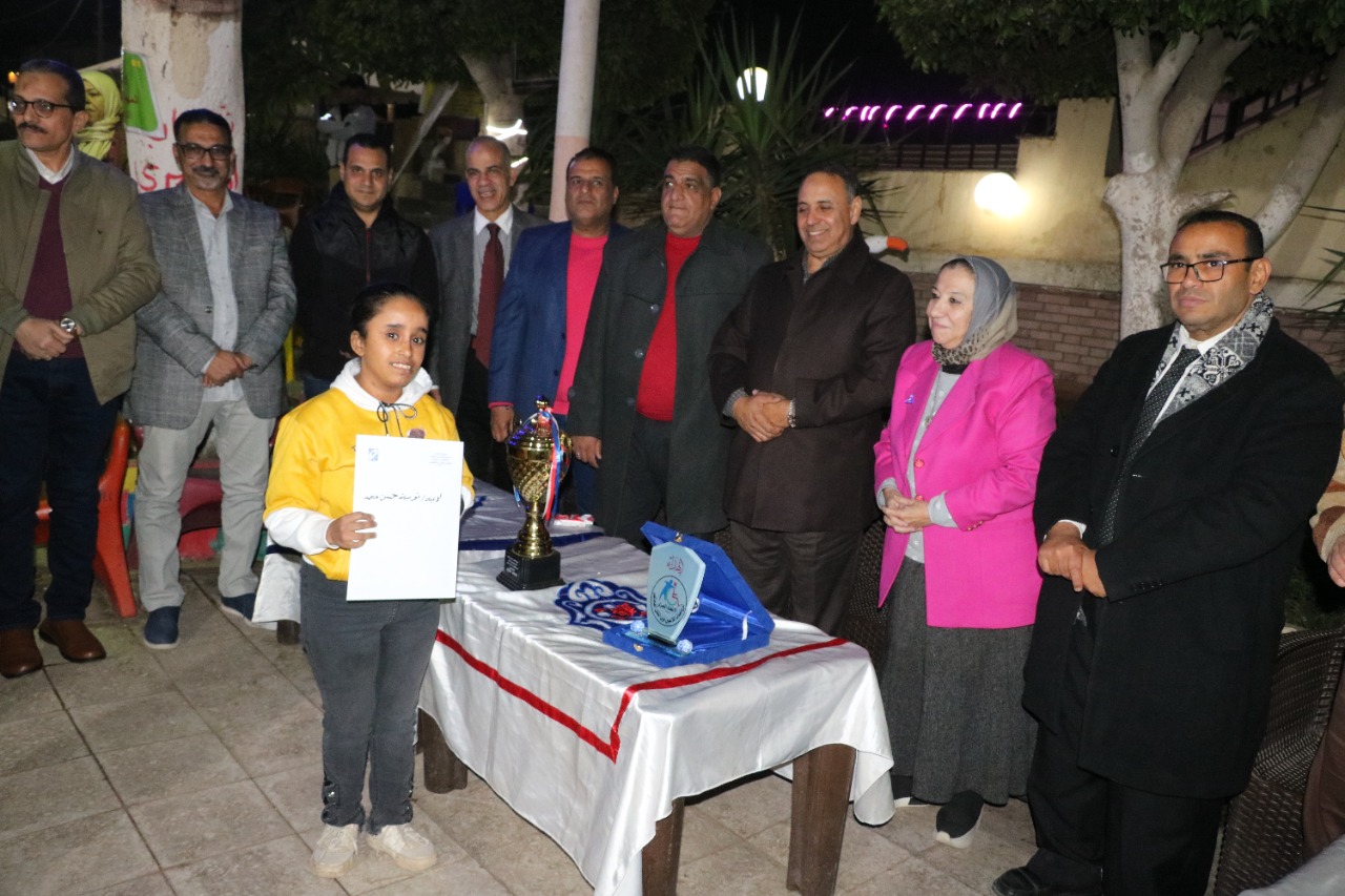 تيسير مطر ينظم احتفالية لذوي الهمم بالمصري القاهري (31)