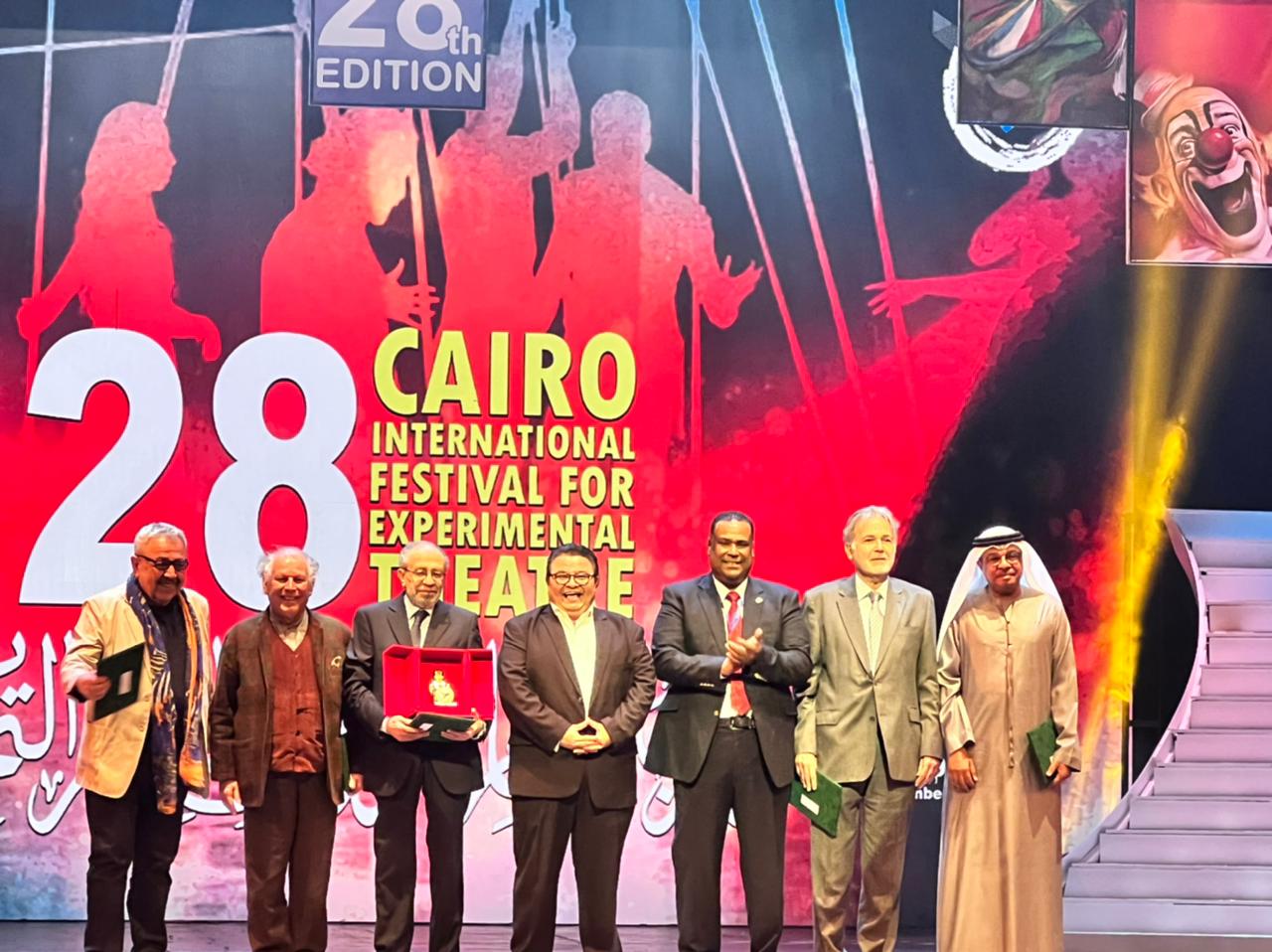 مهرجان القاهرة الدولي للمسرح التجريبي يكرم ستة رموز مسرحية من مصر والدول العربية والأجنبية خلال حفل ختامه (2)