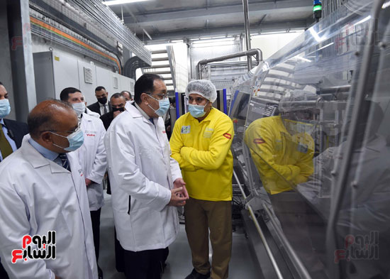رئيس الوزراء يشهد افتتاح خطوط إنتاج جديدة بمصنع شركة نستلة مصر (2)