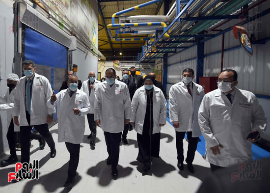 رئيس الوزراء يشهد افتتاح خطوط إنتاج جديدة بمصنع شركة نستلة مصر (12)