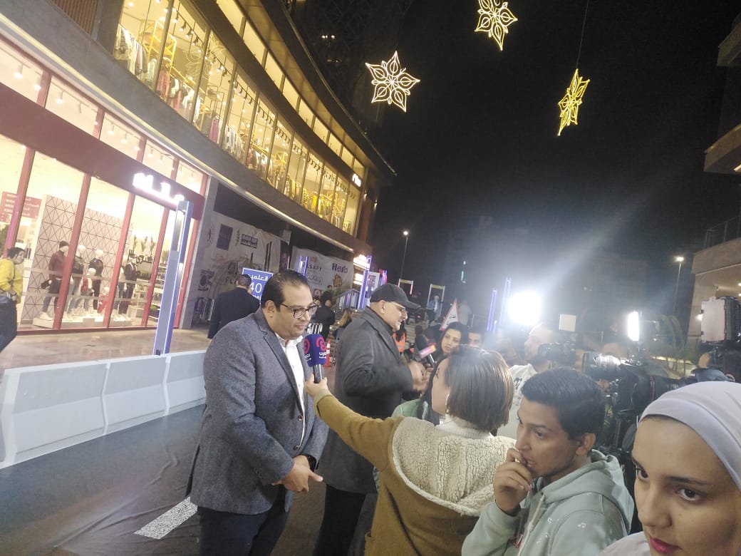 جمال سليمان وهنا شيحة يحضرون العرض الخاص لفيلم أبو صدام (1)