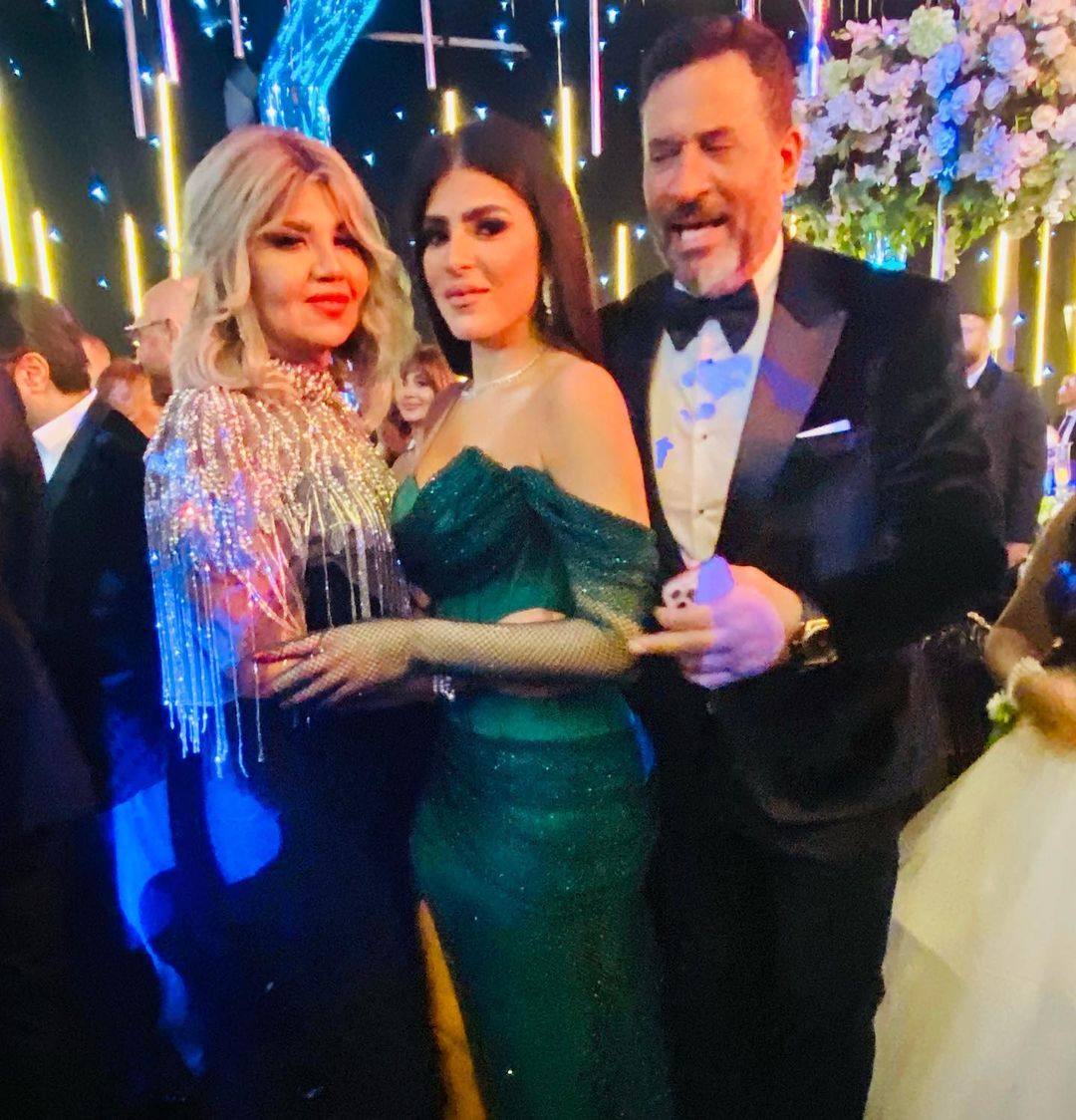 ماجد المصري وزوجته فى حفل زفاف ابنته