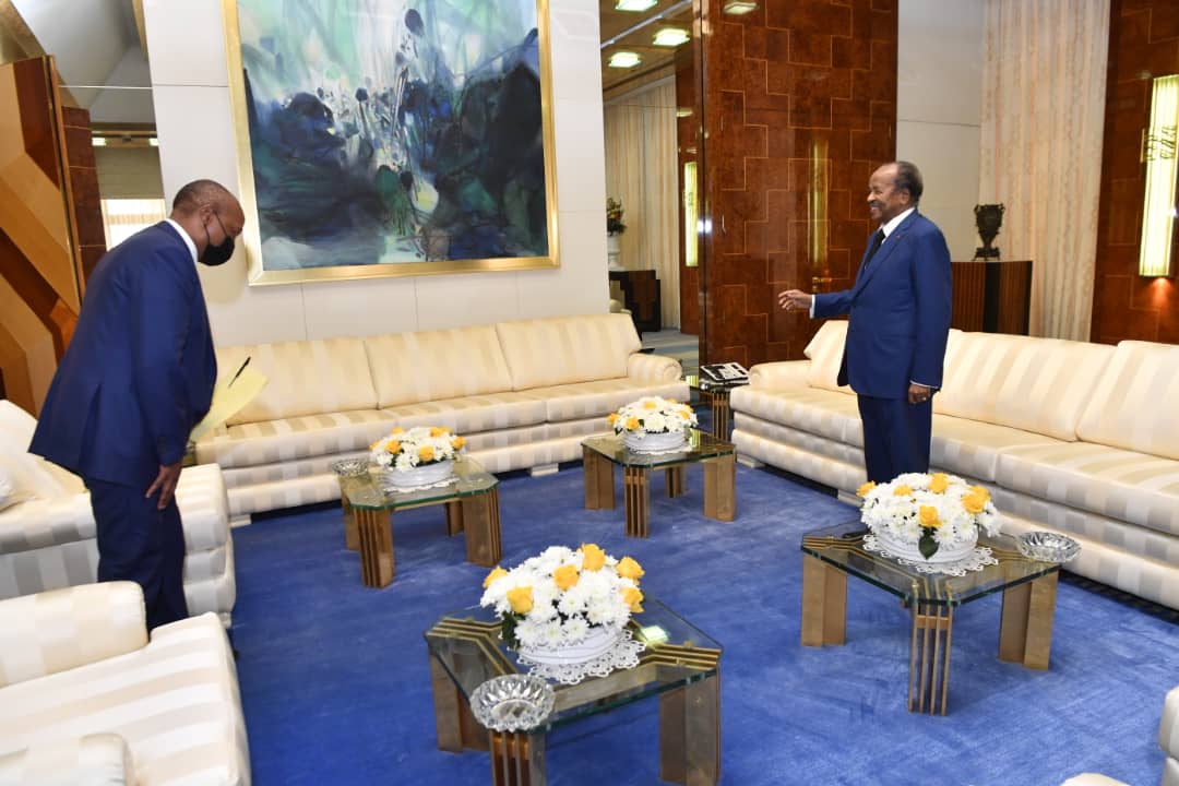 الرئيس الكاميروني وموتسيبي