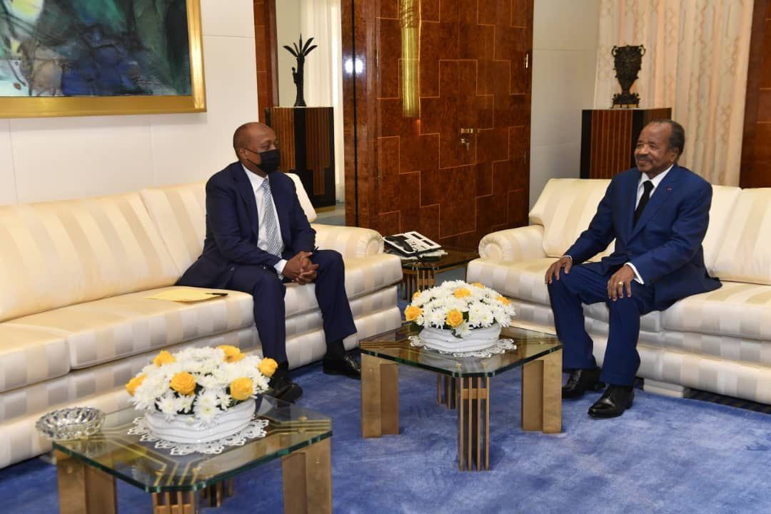 الرئيس الكاميروني يستقبل موتسيبي