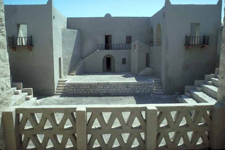 قصر ثقافة حسن فتحي داخل القرية