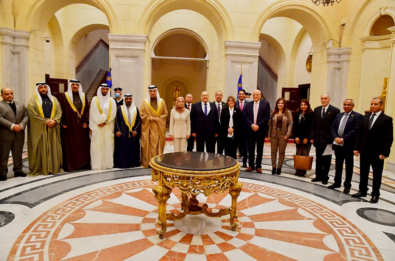 أبو هشيمة يشارك في لقاء رئيس مجلس الشيوخ ورئيسة مجلس النواب البحريني (1)
