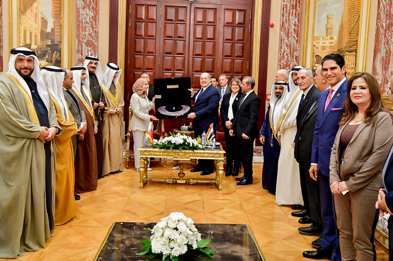 أبو هشيمة يشارك في لقاء رئيس مجلس الشيوخ ورئيسة مجلس النواب البحريني (4)