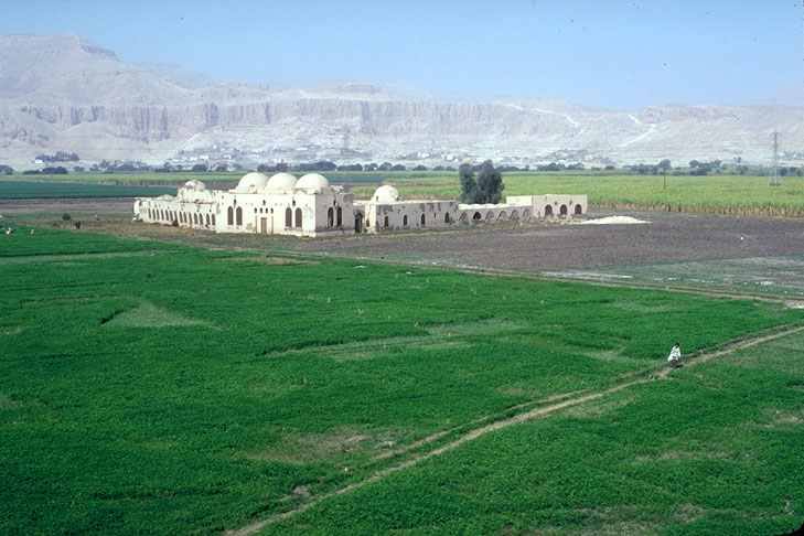 سحر القرية بمدينة القرنة قديماً حول الزراعات