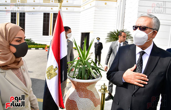 المستشار الدكتور حنفي جبالي يستقبل رئيسة مجلس النواب البحرينى (1)