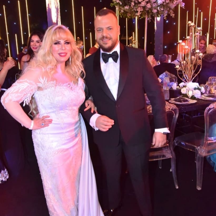 مني أوش أوش وابنها مني أوش أوش وابنها