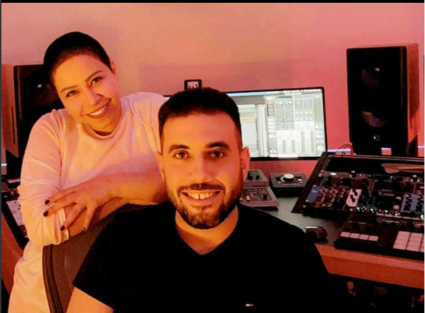 شيرين عبد الوهاب والموزع محمد مجدي