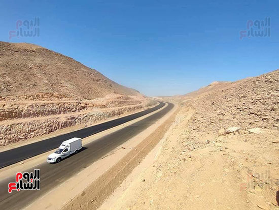 الطريق-جبلي-ومسافته-200-كيلو-متر-من-سفاجا-لمرسي-علم