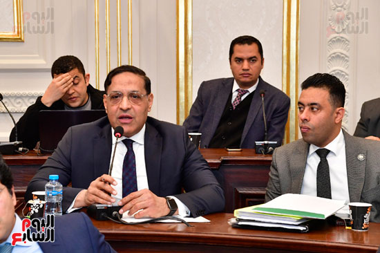 اجتماع لجنة الصناعة بمجلس النواب (3)