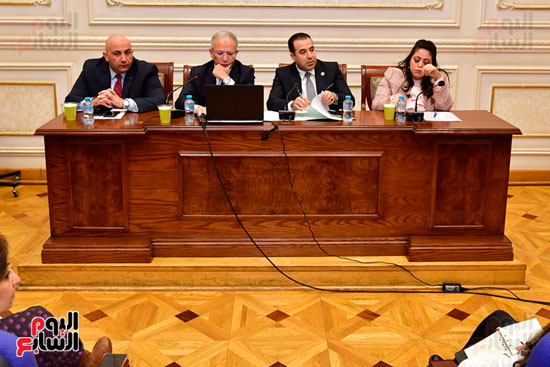 أجتماع لجنة الاتصالات وتكنولوجيا  (1)