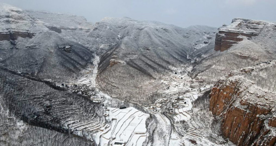 صخور جليدية فى الصين