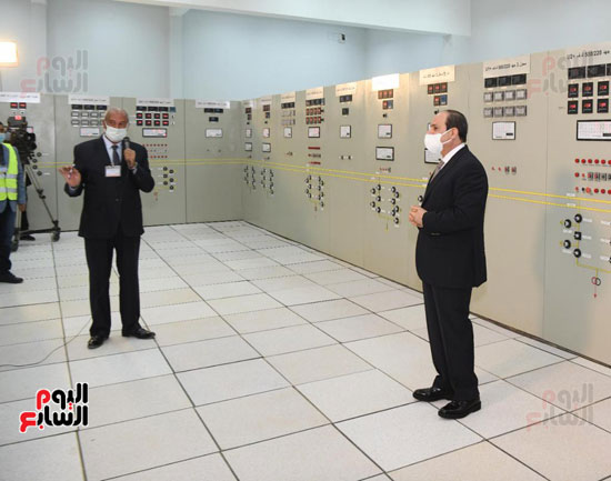 الرئيس السيسى يفتتح محطة بنبان ومشروعات كهرباء بالصعيد (2)